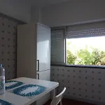 Praia Das Avencas Apt Junto Ao Mar Com Estacionamento E Ac Parede