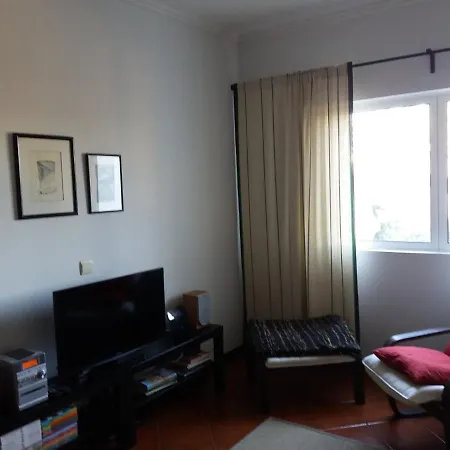 Praia Das Avencas Apt Junto Ao Mar Com Estacionamento E Ac アパート