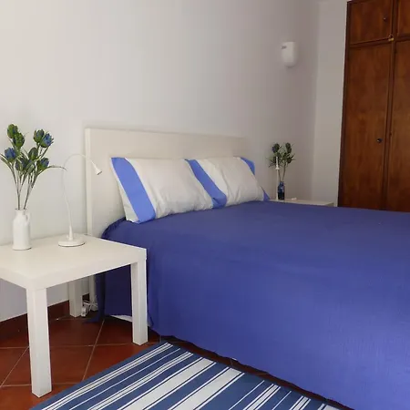 Praia Das Avencas Apt Junto Ao Mar Com Estacionamento E Ac