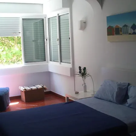 Praia Das Avencas Apt Junto Ao Mar Com Estacionamento E Ac