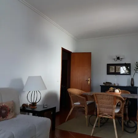 Praia Das Avencas Apt Junto Ao Mar Com Estacionamento E Ac *