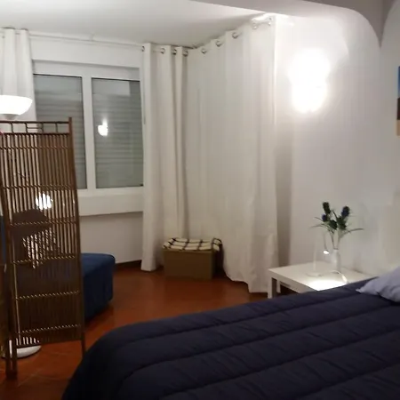 Praia Das Avencas Apt Junto Ao Mar Com Estacionamento E Ac アパート パレーデ